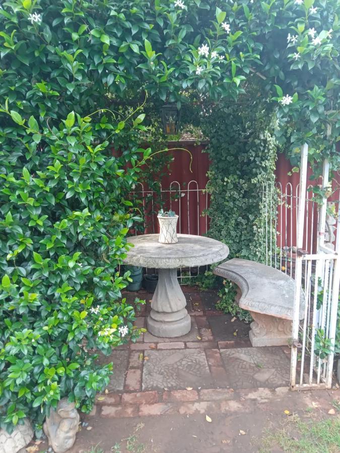 Sonhos Dreams Self Catering Garden Cottages Bloemfontein Exterior foto